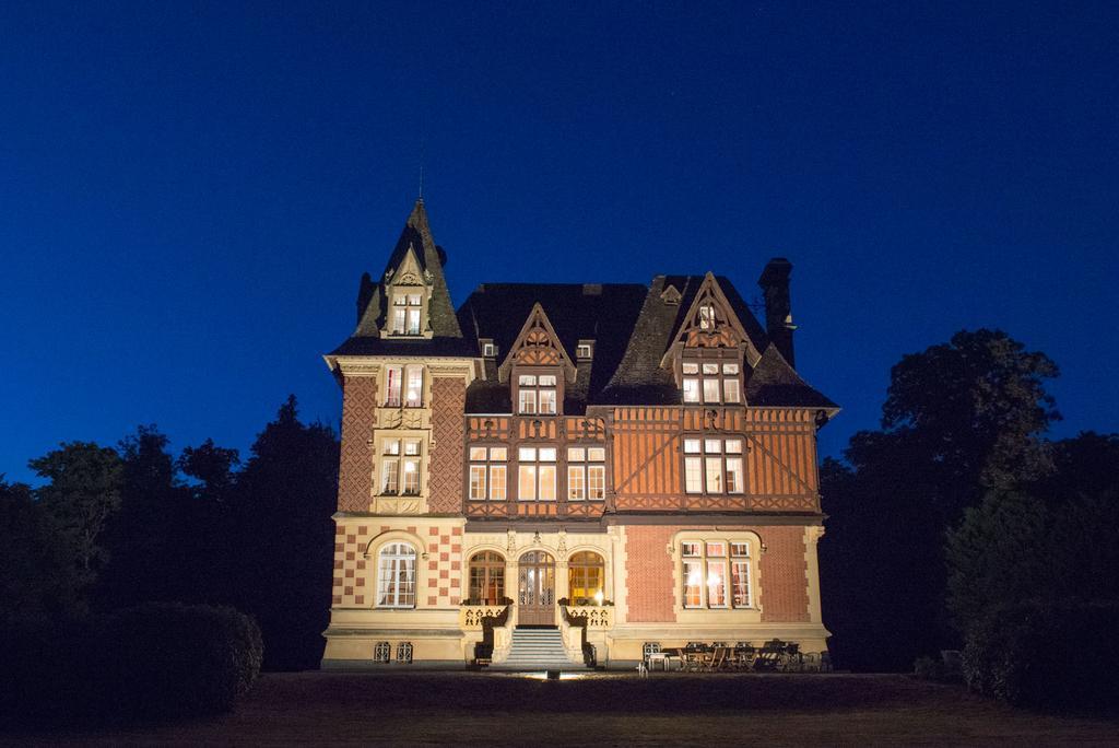 Le Manoir De Benedicte B&B Cahan Екстериор снимка