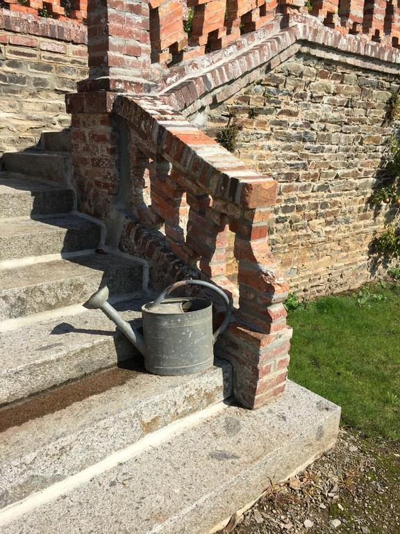 Le Manoir De Benedicte B&B Cahan Екстериор снимка